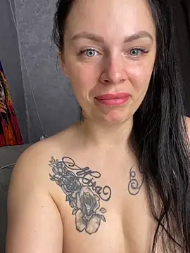 Lola_Halen Live XXX chat
