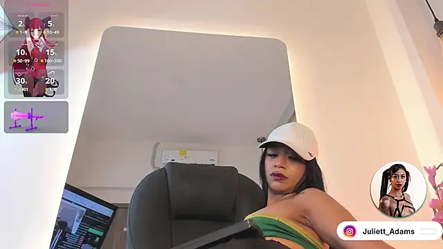 Show Webcam de Juliett_Adams_