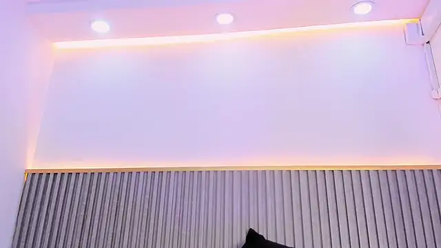 ashvalentine_のウェブカメラ  ショー