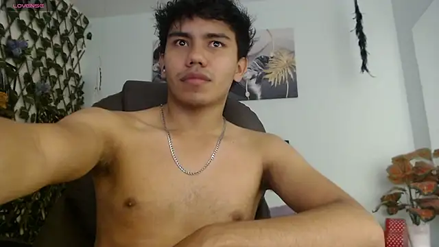 Jack_Ryan26 Chat XXX in diretta