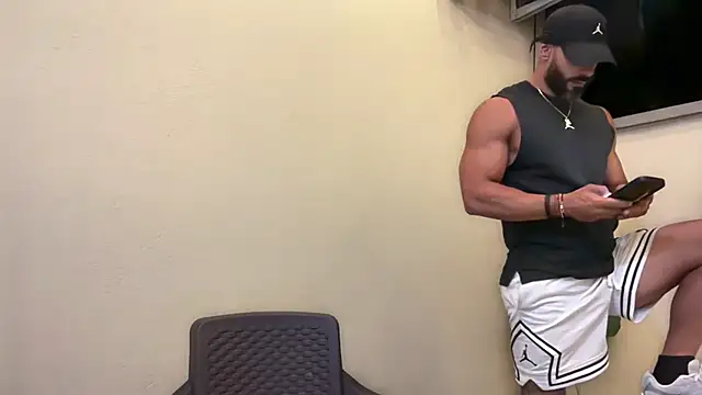 romeolovedark's Live XXX Chat