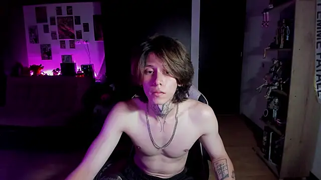 xIce_Boy Show in webcam