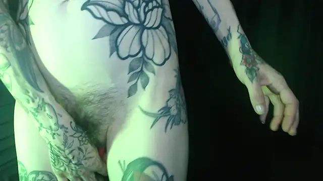 RavenryderUK's Live XXX Chat