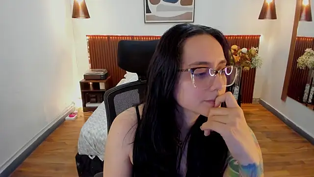 Chat XXX en directo de KatherineBond