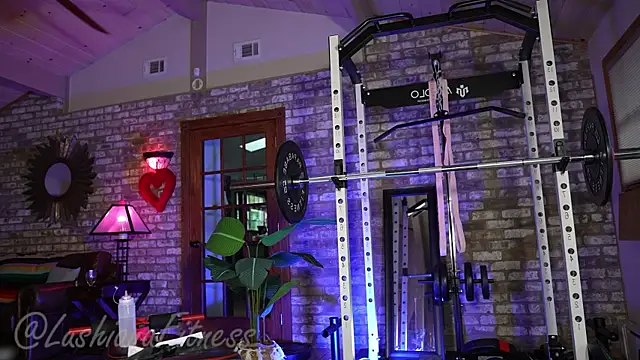 LushianaFitness' Webcam Show
