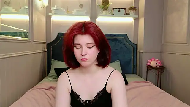 XXX chat uživo modela Milana_Bold