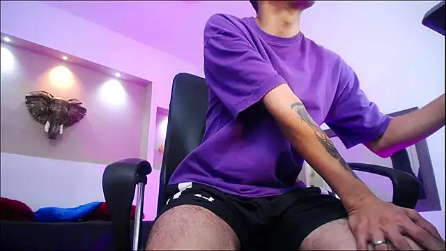 Zack_isback's Webcam Show