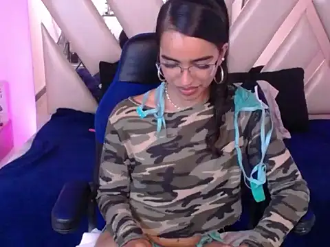 Miaa_ferrari1のライブXXXチャット