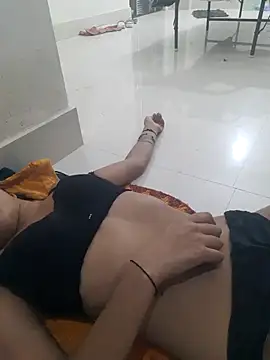 Riya_rani7のウェブカメラショー