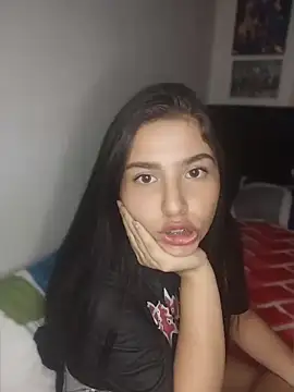 LinaColombianGirl 现场XXX聊天