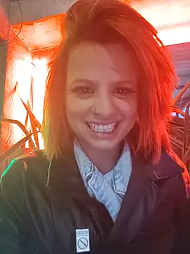 Cataleya_16 Adlı Modelin Canlı XXX Sohbeti