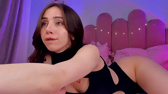 ElsaYoung – Naživo XXX chat