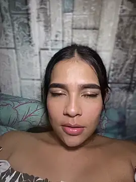 Valery_lux16 live-chat rom