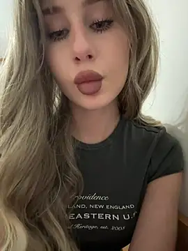 JudithCarly Adlı Modelin Canlı XXX Sohbeti