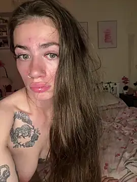 ValenciaTheVixenXX Adlı Modelin Canlı XXX Sohbeti