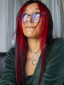 carolinerue Adlı Modelin Canlı XXX Sohbeti