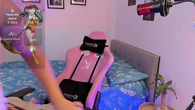 Valen_with_pussy's Webcam Show