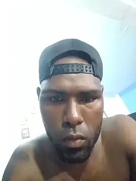 andresj22hot: διαδικτυακό σόου στην κάμερα