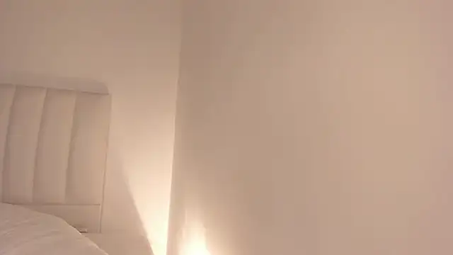 Hannahx__ Show Webcam