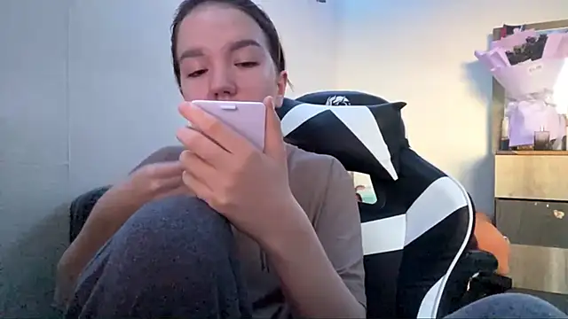 Živý XXX chat FewerCadre