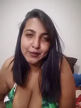 Chat +18 de Indianplaybunnyxx ao vivo