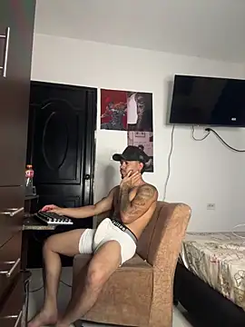 Chat XXX ao vivo de Kenny_romano