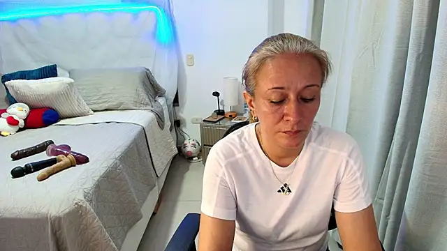 Naty_Stone 라이브 XXX 채팅