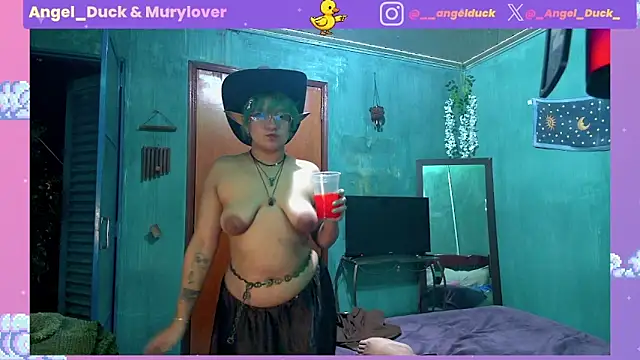 Czat XXX na żywo – Angel_Duck
