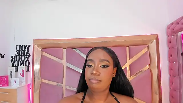 Chatroom XXX en direct de Britanymooree