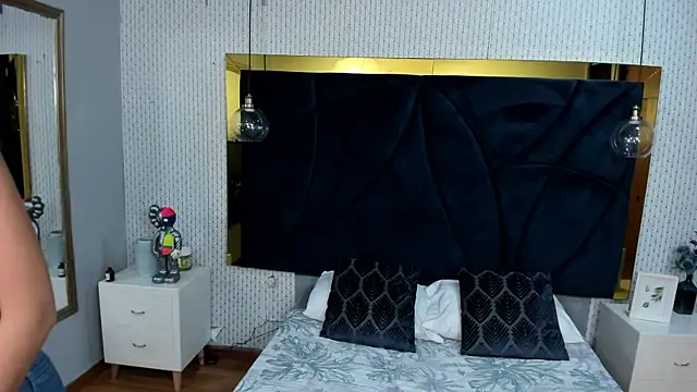 ANAMARIAMD Adlı Modelin Canlı Sohbet Odası