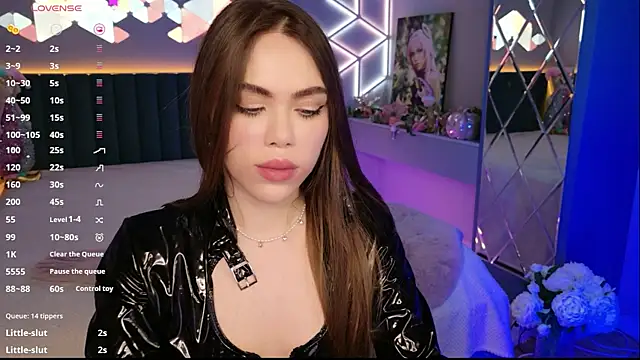 Chat XXX ao vivo de MimiForce