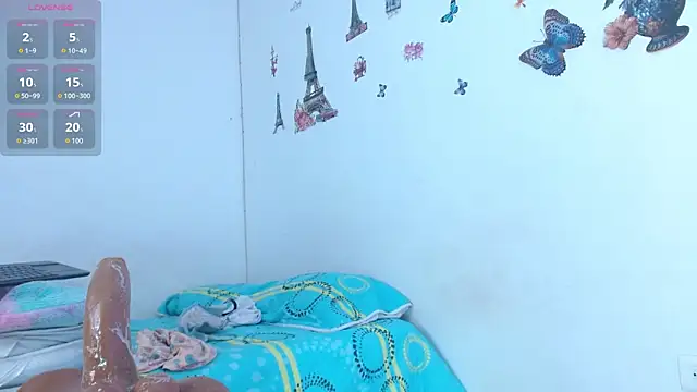 Czat XXX na żywo – Emelyross_