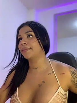 tinalove7 Adlı Modelin Web Kamerası Şovu