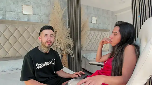 StevenAndLaura: διαδικτυακό σόου στην κάμερα
