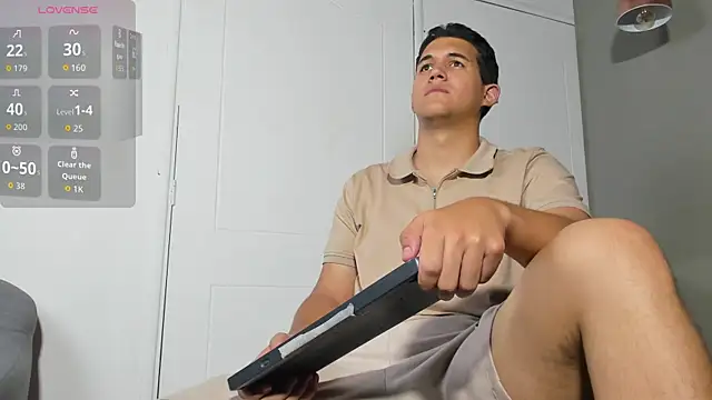 jacob_schneider Show in webcam
