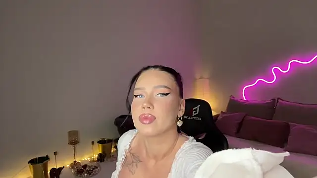 mistress_of_hearts Live XXX Chat