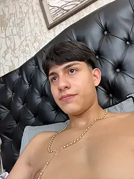 Lander_Cruz Webcam Show