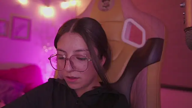 milly_kenner 라이브 XXX 채팅