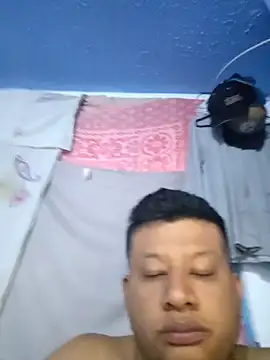 themorenofit08 Show Webcam