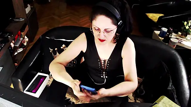 Imperatriza's Live XXX Chat