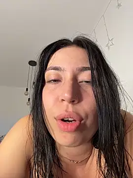 KimArts Show in webcam