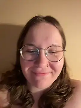 Živá chatovací místnost jullythefatty