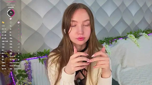ElfredaTupy's Live XXX Chat