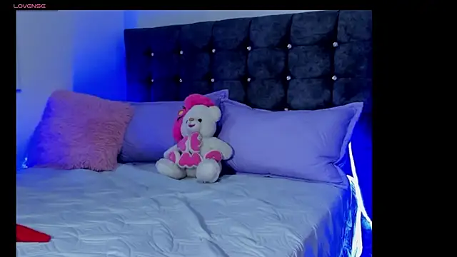 Arietta_temptation Adlı Modelin Canlı XXX Sohbeti