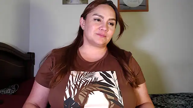 antoniamoreno82's Live Chat Room