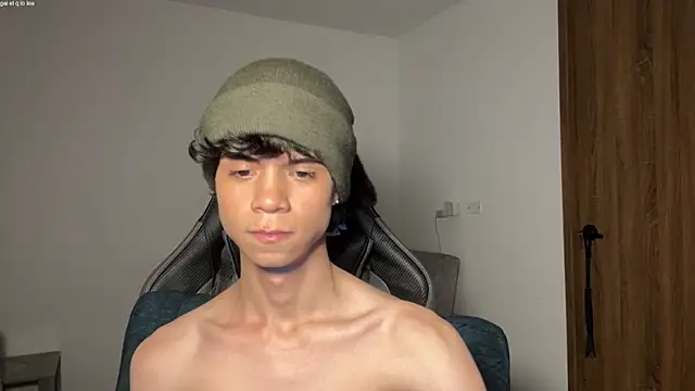 Chat XXX ao vivo de OopsAgain_