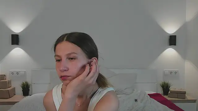 ChristiaHordeのウェブカメラショー