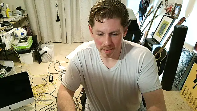 9VOLTT Live XXX-chat