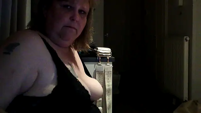 Czat XXX na żywo – Sylviastar46