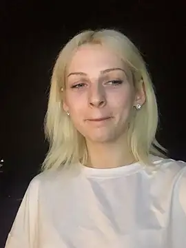 ElsaSnowxox Chat XXX in diretta